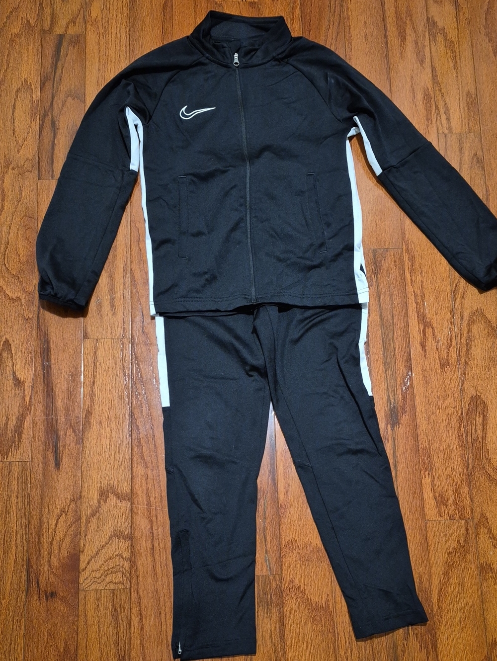 Nike DRI FIT Black and White Girls Track Jacket & Joggers Fits 10/12.